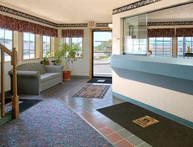 Super 8 By Wyndham Canon City Beltér fotó